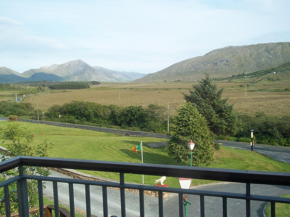 Kylemore Pass Hotel Letterfrack Eksteriør billede