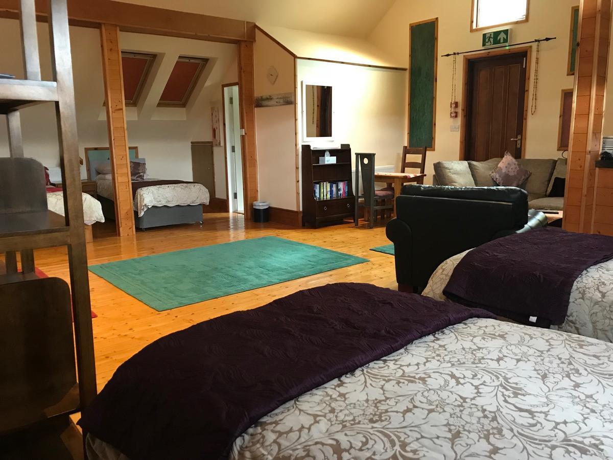 Kylemore Pass Hotel Letterfrack Eksteriør billede