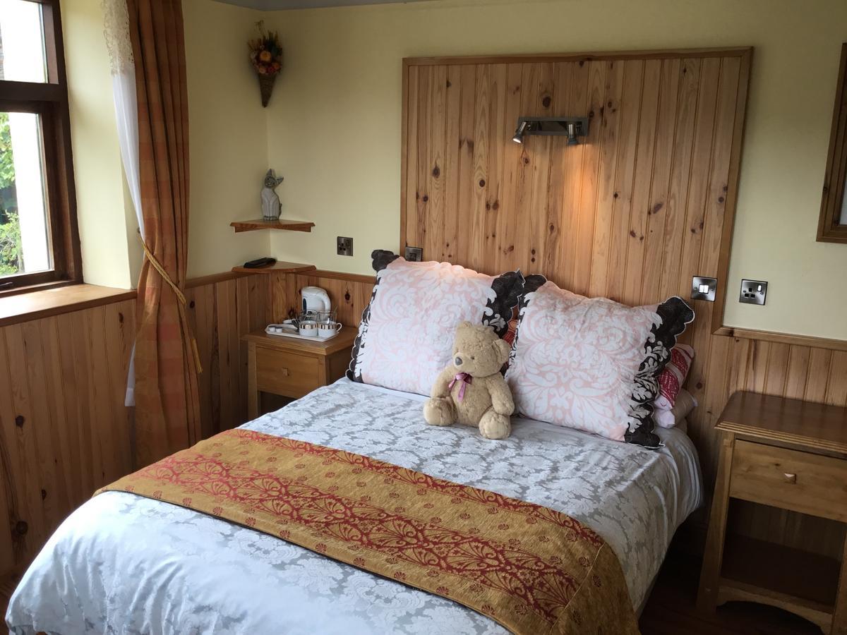 Kylemore Pass Hotel Letterfrack Eksteriør billede